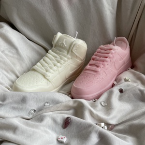 Nike air force gyertya  - karácsony - karácsonyi lakásdekoráció - karácsonyi illatgyertya, mécses - Meska.hu