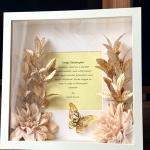 Szülő/nagyszülő köszöntő képkeret - arany színű növénnyel és pillangóval  - Meska.hu