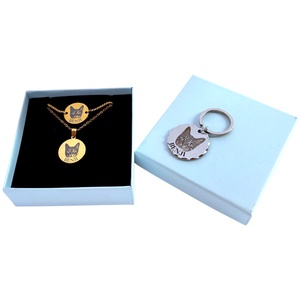 Cicás ajándékcsomag  Saját képes gravírozott Luna by You kollekció (karkötő + nyaklánc + kulcstartó) - ékszer - ékszerszett - Meska.hu