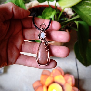 Holdkő medál - ékszer - nyaklánc - medál - Meska.hu