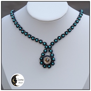 Afrodita-black nyaklánc - Meska.hu