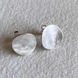  Ezüst bedugós fülbevaló  - ékszer - fülbevaló - pötty fülbevaló - Meska.hu