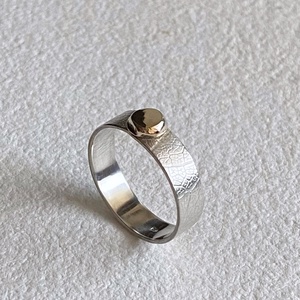 Ezüst gyűrű arany díszítéssel, Esküvő, Ékszer, Karikagyűrű, Ékszerkészítés, Ötvös, MESKA