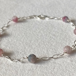 Turmalin karkötő - ékszer - karkötő - gyöngyös karkötő - Meska.hu