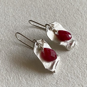 Rubin fülbevaló - ékszer - fülbevaló - lógó fülbevaló - Meska.hu