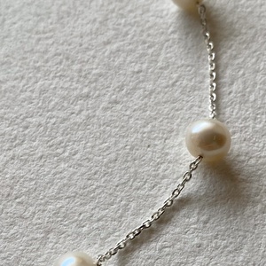 Minimál ezüst nyaklánc tenyésztett gyönggyel - ékszer - nyaklánc - gyöngyös nyaklánc - Meska.hu