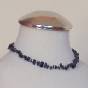 Gyermek nyaklánc (Kék napkő - 37 cm), Ékszer, Nyaklánc, Gyöngyös nyaklánc, Ékszerkészítés, Gyöngyfűzés, gyöngyhímzés, MESKA