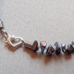 Gyermek nyaklánc (Hematit - 37 cm) - ékszer - nyaklánc - gyöngyös nyaklánc - Meska.hu