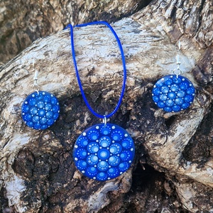 Ékszerszett pontfestéssel  - nyaklánc + fülbevaló (nagy, kék kaptár), Ékszer, Ékszerszett, Ékszerkészítés, Festett tárgyak, MESKA