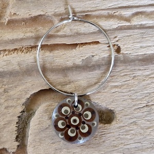 Pohár jelölő karika pontfestett függővel (barna-drapp), Otthon & Életmód, Konyhafelszerelés, tálalás, Tálalás, Boros poharak, szettek, Festett tárgyak, Ékszerkészítés, MESKA