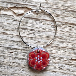 Pohár jelölő karika pontfestett függővel (bordó-szürke), Otthon & Életmód, Konyhafelszerelés, tálalás, Tálalás, Boros poharak, szettek, Festett tárgyak, Ékszerkészítés, MESKA