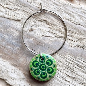 Pohár jelölő karika pontfestett függővel (zöld), Otthon & Életmód, Konyhafelszerelés, tálalás, Tálalás, Boros poharak, szettek, Festett tárgyak, Ékszerkészítés, MESKA