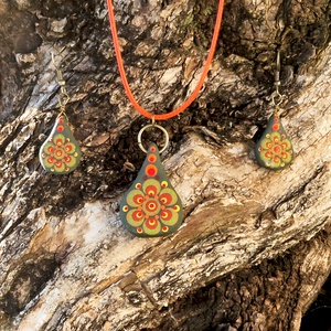 Kerámia ékszerszett pontfestéssel - nyaklánc + fülbevaló (csepp forma) - Meska.hu