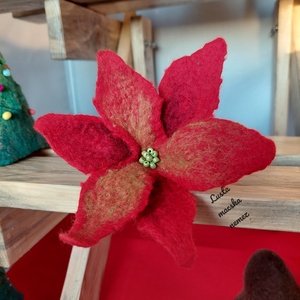 Piros nemez mikulásvirág, Ruha & Divat, Hajdísz & Hajcsat, Hajcsat & Hajtű, Nemezelés, MESKA