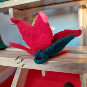 Piros nemez mikulásvirág - ruha & divat - hajdísz & hajcsat - hajcsat & hajtű - Meska.hu