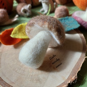 Nemez vargánya - otthon & életmód - dekoráció - asztal és polc dekoráció - asztaldísz - Meska.hu