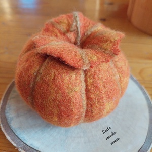 Közepes tök formájú nemez tároló - otthon & életmód - dekoráció - dísztárgy - Meska.hu Közepes tök formájú nemez tároló - otthon & életmód - dekoráció - dísztárgy - Meska.hu