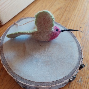 Nemez kolibri rózsaszín zöld, Otthon & Életmód, Dekoráció, Ajtó- és ablak dekoráció, Ablakdísz, Nemezelés, MESKA