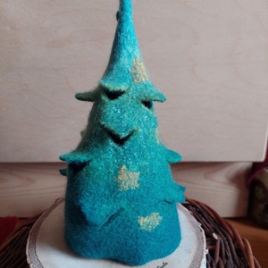 Nemez fenyőfa kunkorral mintás kerek aljú - karácsony - karácsonyi lakásdekoráció - karácsonyi lakásdíszek - Meska.hu