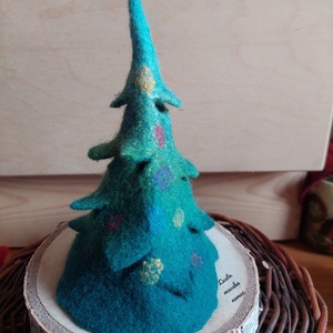 Nemez fenyőfa kunkorral mintás - karácsony - karácsonyi lakásdekoráció - karácsonyi lakásdíszek - Meska.hu