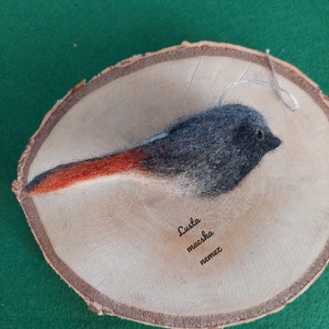 Nemez házi rozsdafarkú, Otthon & Életmód, Dekoráció, Ajtó- és ablak dekoráció, Ablakdísz, Nemezelés, MESKA