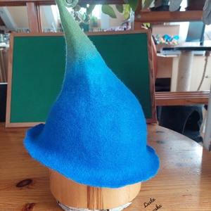 Nemez manó sapka kék virág - ruha & divat - sál, sapka, kendő - kalap - Meska.hu