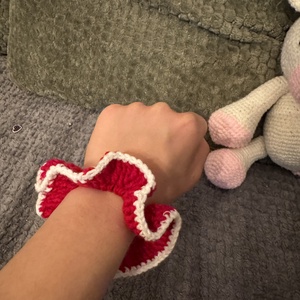 Luvia - Scrunchie, horgolt hajgumi  - ruha & divat - hajdísz & hajcsat - hajgumi - Meska.hu