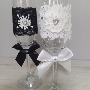 Handmade esküvői pezsgős poharak , Otthon & Életmód, Dekoráció, Asztal és polc dekoráció, Asztaldísz, Virágkötés, MESKA