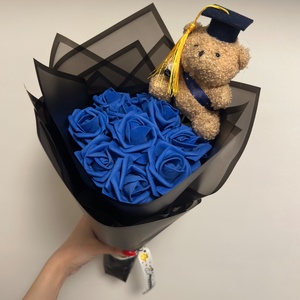 Örökrózsa ballagási csokor, Otthon & Életmód, Virágdekoráció, Virágok, Virágcsokor, Mindenmás, Bármilyen színű rózsából kérhető. Kérésre más dísszel is kérhető, vagy dísz nélkül., MESKA