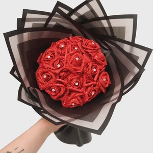 Örökrózsa, Otthon & Életmód, Virágdekoráció, Virágok, Virágcsokor, Mindenmás, Bármilyen színű rózsából kérhető. Kérésre más dísszel is kérhető, vagy dísz nélkül., MESKA