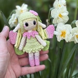 Lorena- Tavaszi virágtündér amigurumi horgolási minta - Meska.hu