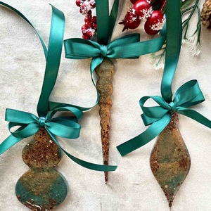 Zöld-arany kézműves karácsonyfadísz szett  elegáns, csillogó karácsonyi dekoráció - Meska.hu