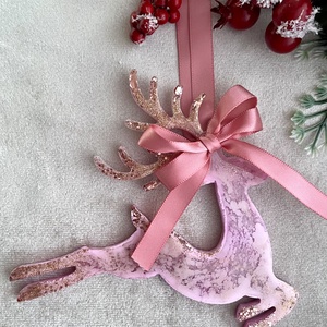 Rózsaszín tündér, szarvas és jégcsap epoxi karácsonyfadísz szett  kézzel készült, mesés karácsonyi dekoráció - karácsony - karácsonyi lakásdekoráció - karácsonyfadíszek - Meska.hu