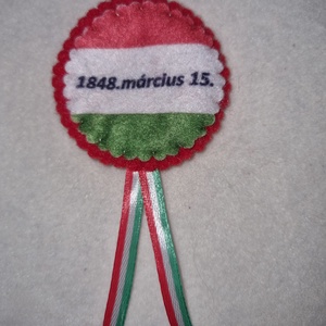 Kokárda 1848. március 15. dátummal, Kellékek & szerszámok, Ékszerkellék, Kitűző alap, Varrás, MESKA