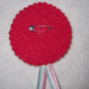 Kokárda szívvel, felirattal.  - kellékek & szerszámok - ékszerkellék - kitűző alap - Meska.hu