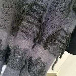 Szürke mintás mohair pulóver - ruha & divat - női ruha - pulóver - Meska.hu