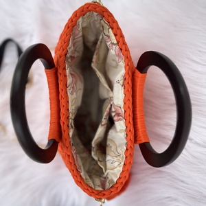 Kézzel készült narancsszínű horgolt kézitáska béléssel - MAANED design - táska & tok - kézitáska & válltáska - alkalmi táska - Meska.hu