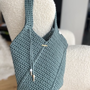 Extrán pakolós tengerzöld válltáska - MAANED design - táska & tok - bevásárlás & shopper táska - shopper, textiltáska, szatyor - Meska.hu