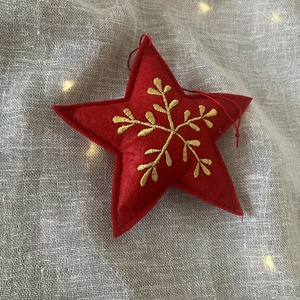 Kézzel hímzett arany mintás textilfilc csillag karácsonyfadísz - karácsony - karácsonyi lakásdekoráció - karácsonyfadíszek - Meska.hu
