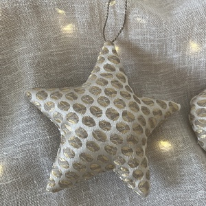 Csillag alakú karácsonyfadísz szett - karácsony - karácsonyi lakásdekoráció - karácsonyfadíszek - Meska.hu