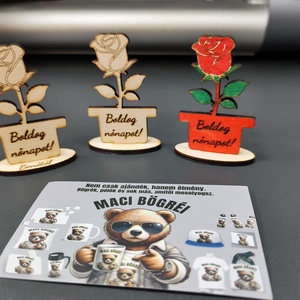 Gravírozott fa rózsa � Boldog nőnapot � egyedi névvel kérhető � nőnapi ajándék - otthon & életmód - virágdekoráció - virágdíszek - asztali virágdísz - Meska.hu