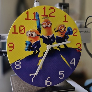 Falióra Minions - otthon & életmód - dekoráció - fali és függő dekoráció - falióra & óra - Meska.hu
