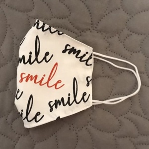 Smile feliratos arcmaszk - többször használatos - két réteg tiszta pamut anyagból készült - gyerek - gyerek - Meska.hu