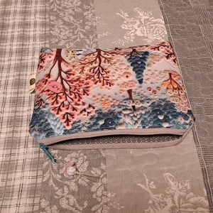 Hímzett táj :) neszesszer/sminktáska/irattartó - táska & tok - neszesszer - Meska.hu