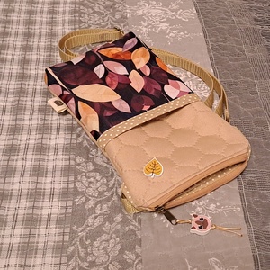 Színes levelek :) kistáska/mobiltartó/övtáska - táska & tok - kézitáska & válltáska - vállon átvethető táska - Meska.hu