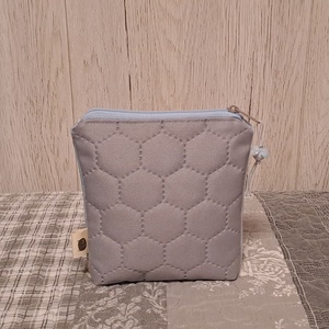 Tavaszi virágok :) neszesszer/sminktáska/betéttartó - táska & tok - neszesszer - Meska.hu