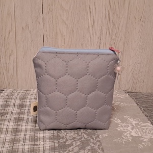 Vintage varrógép :) neszesszer/sminktáska/betéttartó - táska & tok - neszesszer - Meska.hu