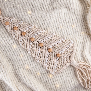 Makramé fenyőfa formájú fali dekoráció - karácsony - karácsonyi lakásdekoráció - karácsonyi lakásdíszek - Meska.hu