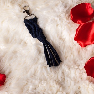 We Belong Together - Páros Makramé Kulcstartó  - táska & tok - kulcstartó & táskadísz - kulcstartó - Meska.hu