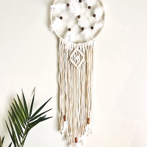 Álomfogó tollakkal, gyöngyökkel, Otthon & Életmód, Dekoráció, Fali és függő dekoráció, Álomfogó, Csomózás, MESKA